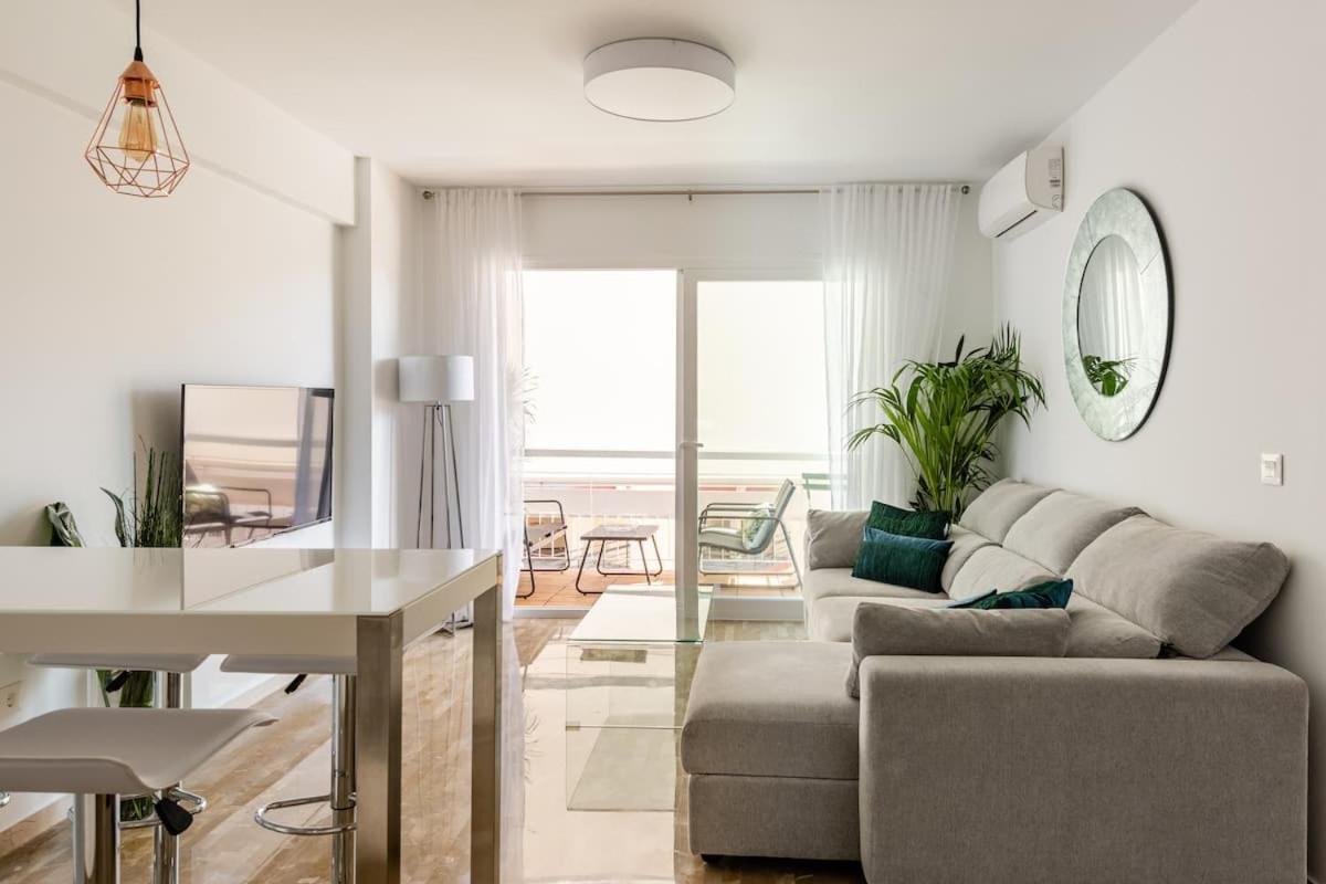 Apartamento Piccadilly Suite トレモリノス エクステリア 写真